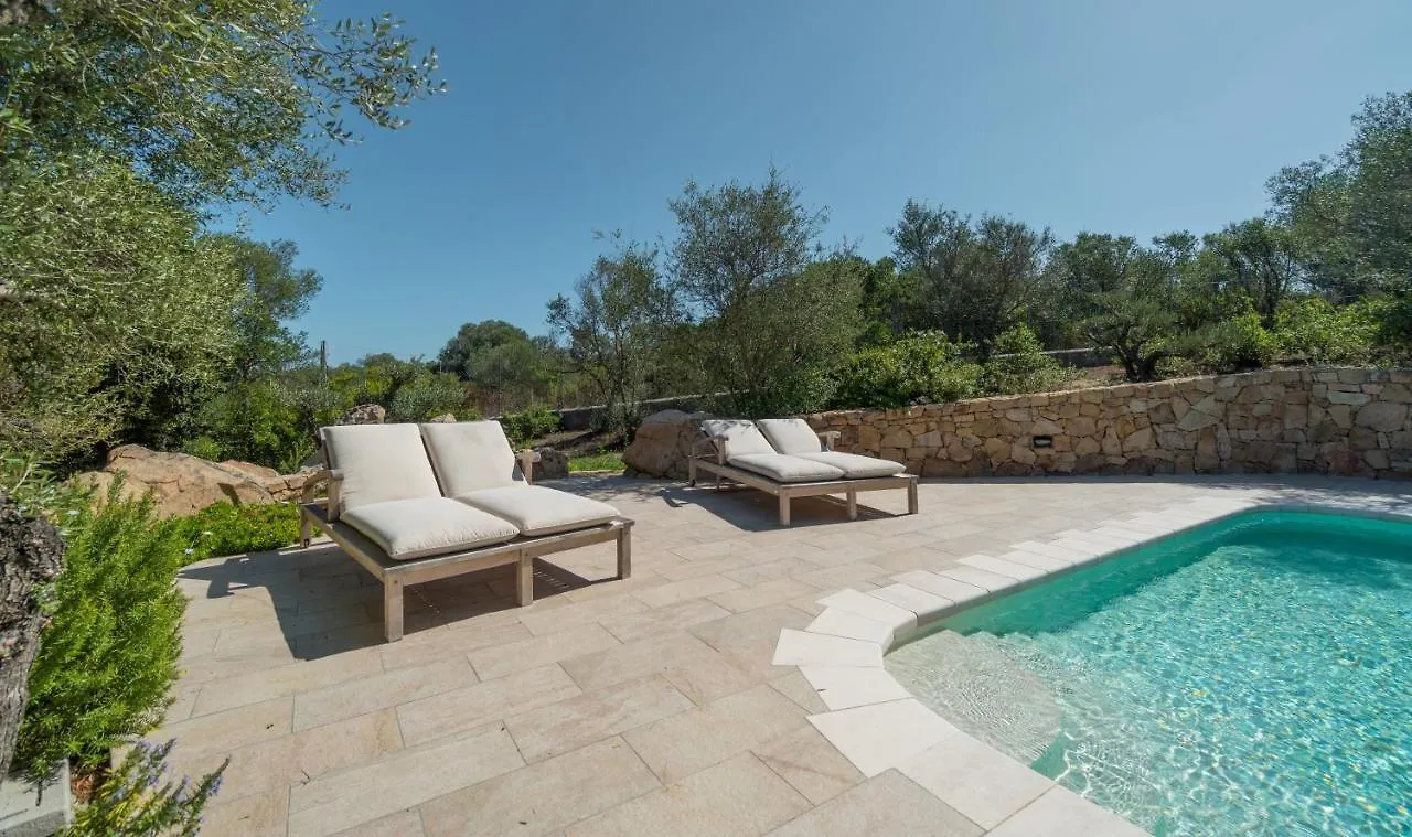 Sardinia Family Villas - Villa Brunilde With Private Pool Arzachena 0*,