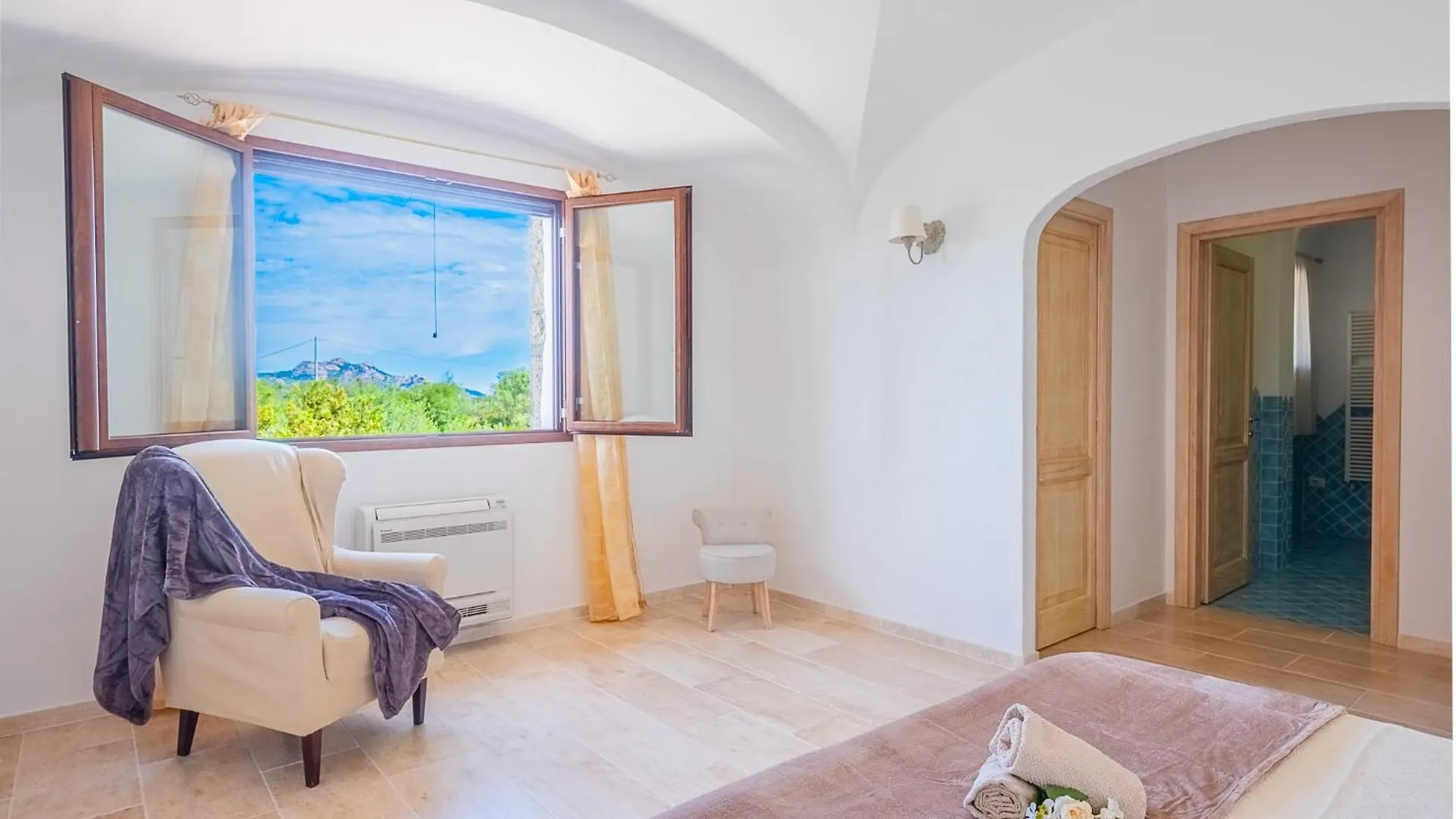 Sardinia Family Villas - Villa Brunilde With Private Pool Arzachena Italië